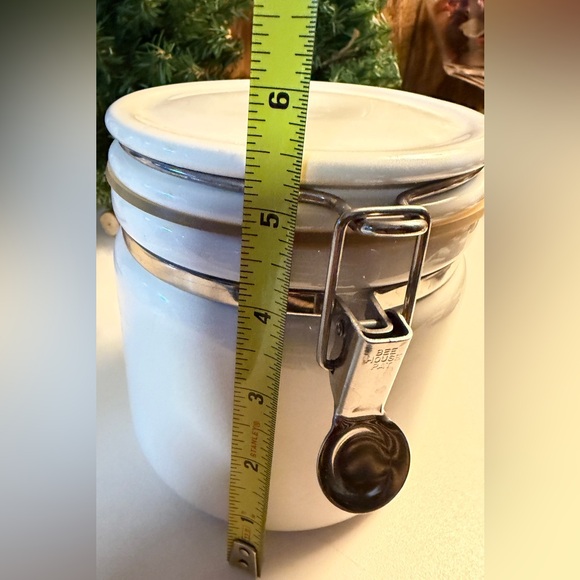 Starbucks White and Green Canister - Picture 13 of 15